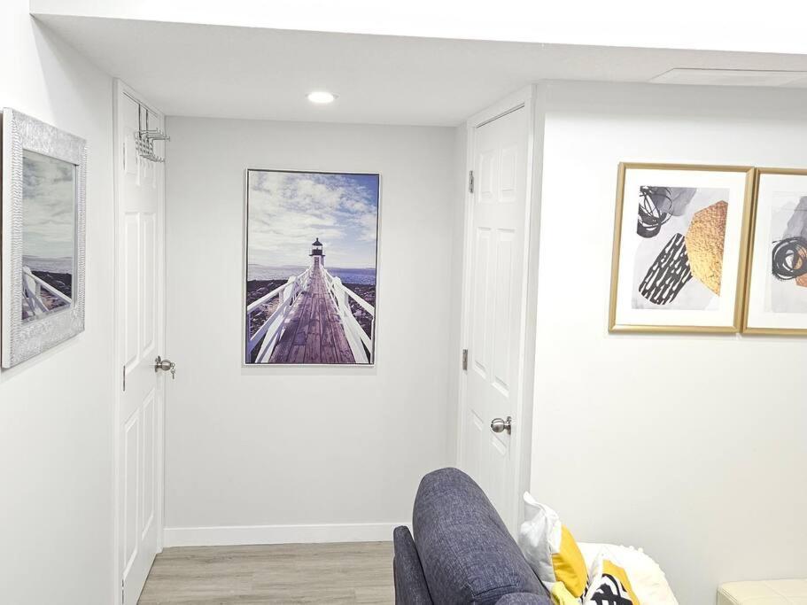 Cozy Suites In Calgary Area Balzac Bagian luar foto